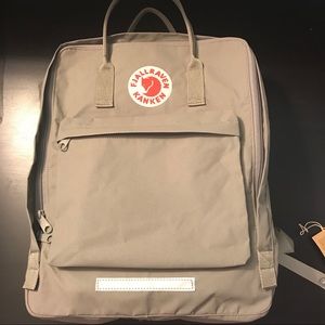 Fjallraven Kanken 17” Backpack in Fog